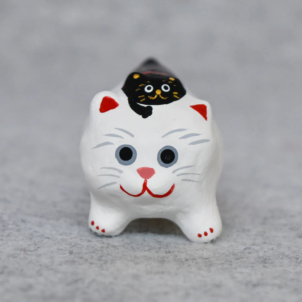 グッドドッグ 招き猫 張り子(はりこ)/Good Job!プロジェクト – GOOD グッドドッグ 招き猫 張り子(はりこ)/Good Job!プロジェクト – GOOD